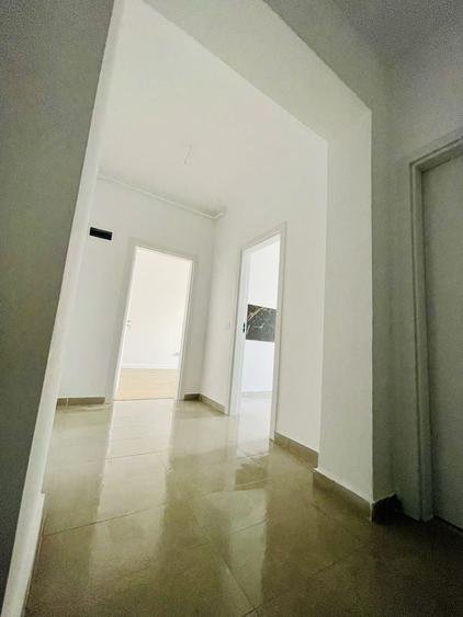 Apartament cu 2 camere decomandat în Titan