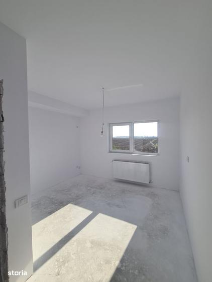 Casă cu 4 camere în Vidra