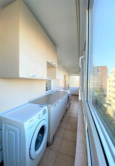 Apartament cu 3 camere decomandat, mobilat în Zorilor