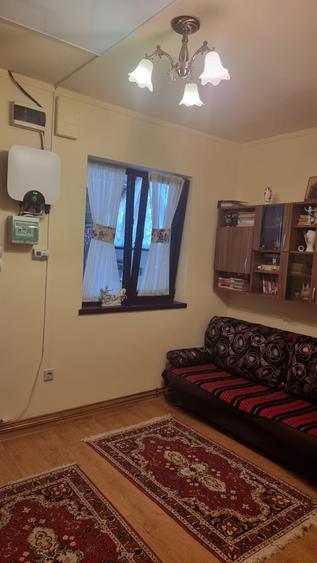 Casă individuală cu 2 camere cu Canalizare în Băbeni