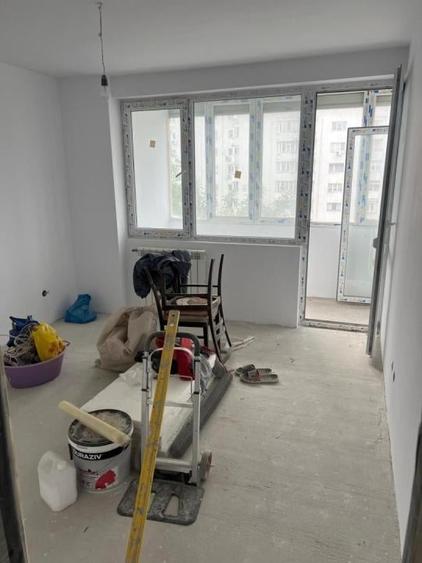 Apartament cu 2 camere în Mihai Bravu