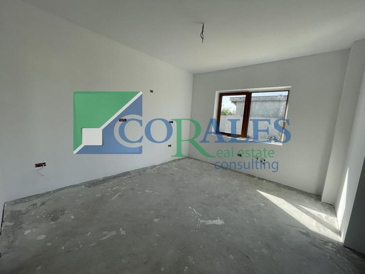 Duplex cu 4 camere cu Canalizare în Dumbrăvița