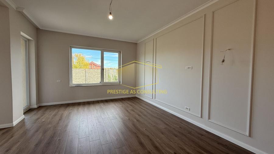 Duplex cu 3 camere cu Canalizare în Moșnița Nouă