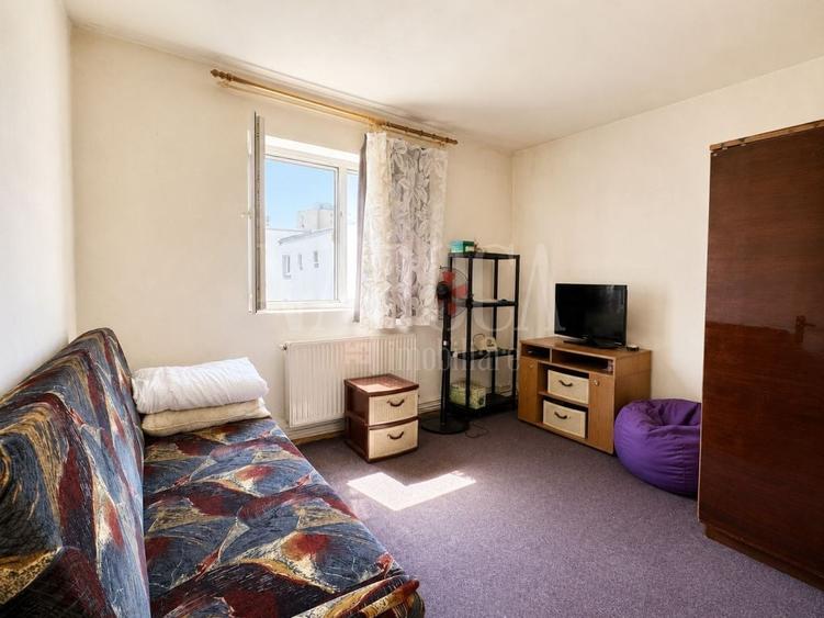 Apartament cu 3 camere semidecomandat în Mănăștur
