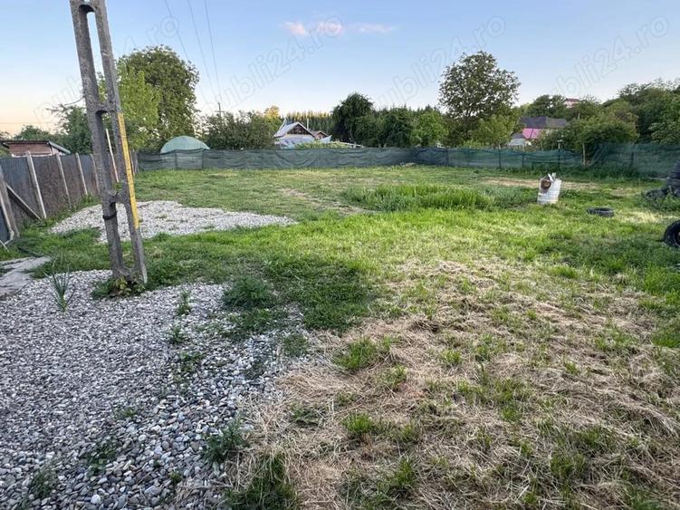 Teren de 957 mp, în Răcăciuni