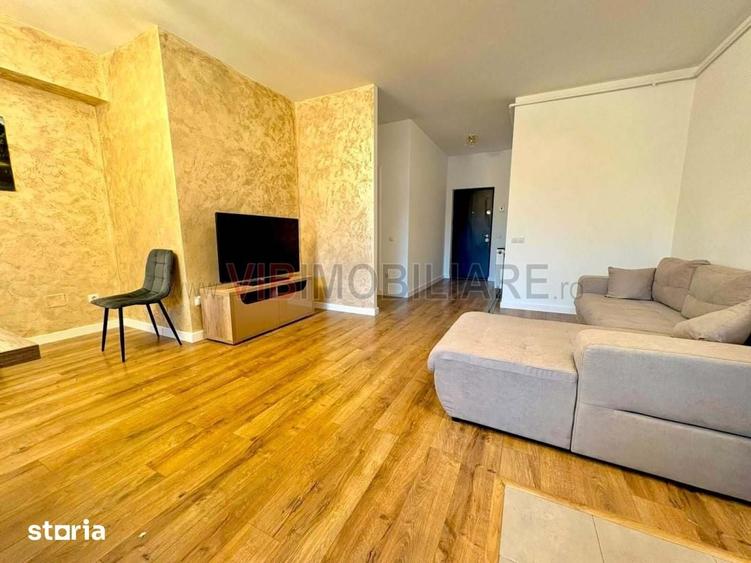 Apartament cu 3 camere semidecomandat în Crângași