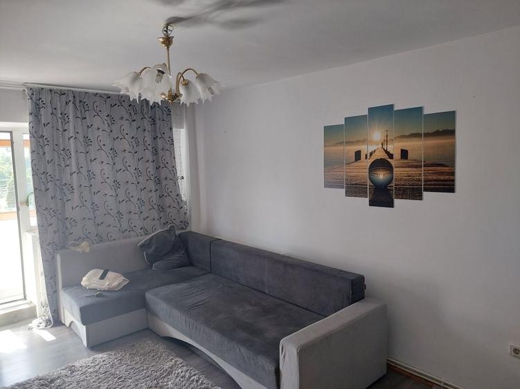 Apartament cu 2 camere decomandat în Răgman