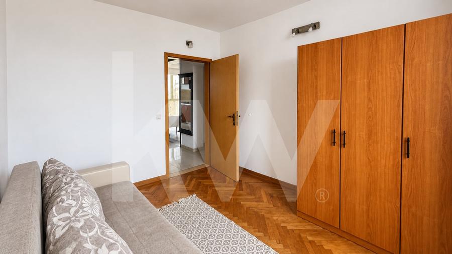 Apartament cu 3 camere decomandat, mobilat în Hipodrom 3