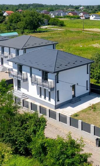 Casă cu Teren 500 Mp în Săcueni