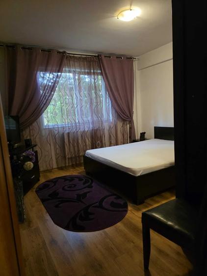 Ofer spre inchiriere apartament 3 camere sector 4 - 8