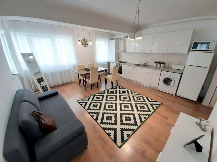 Apartament cu 2 camere semidecomandat, mobilat în Zorilor — fotografia 2