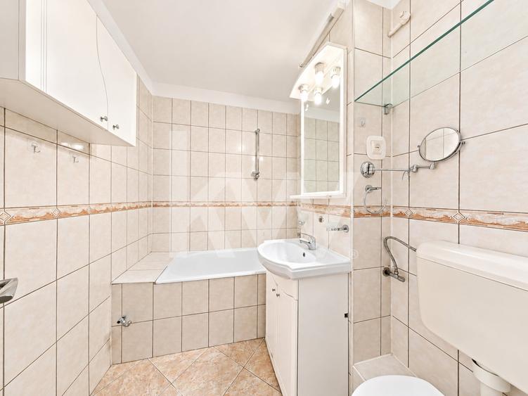 Apartament cu 3 camere circular, mobilat în Centrul Civic