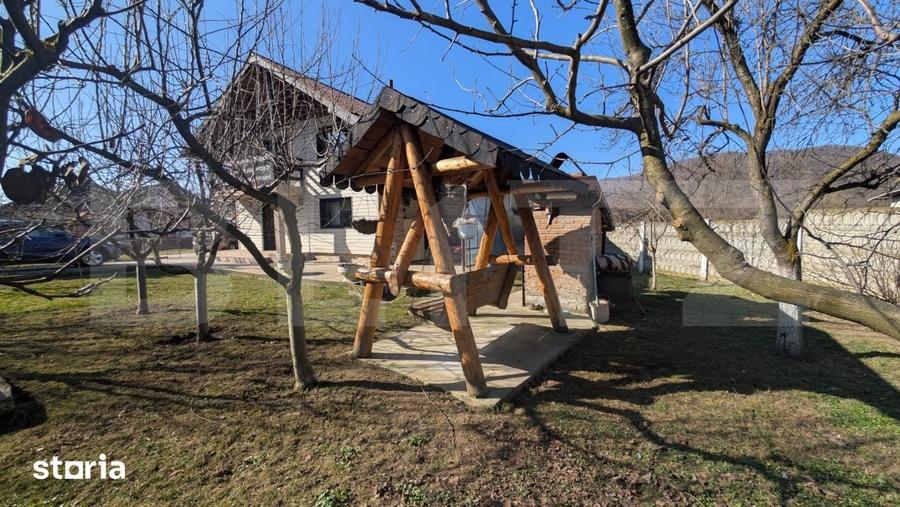 Casă cu 3 camere cu Teren 600 Mp în Central