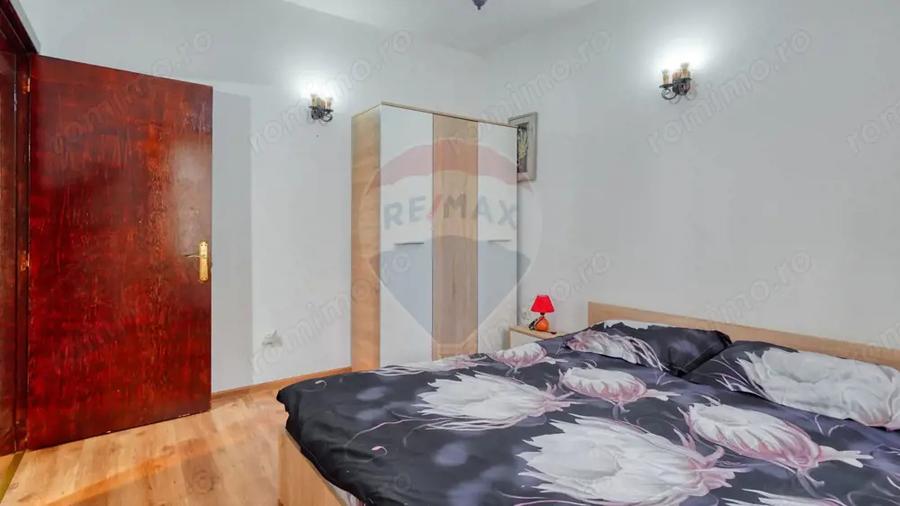 Casă cu 6 camere cu Teren 544 Mp în Cioplea