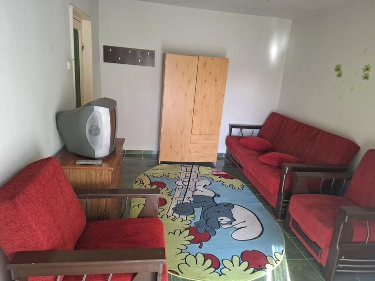 Garsonieră în Brazda lui Novac