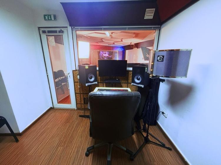 Spațiu comercial, de 40 mp, în Vitan