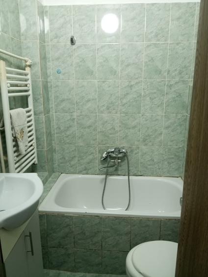 Garsonieră decomandată în Central