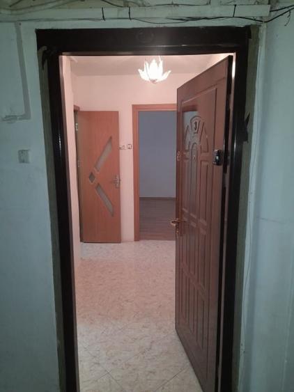 Apartament cu 2 camere semidecomandat în Farfuria