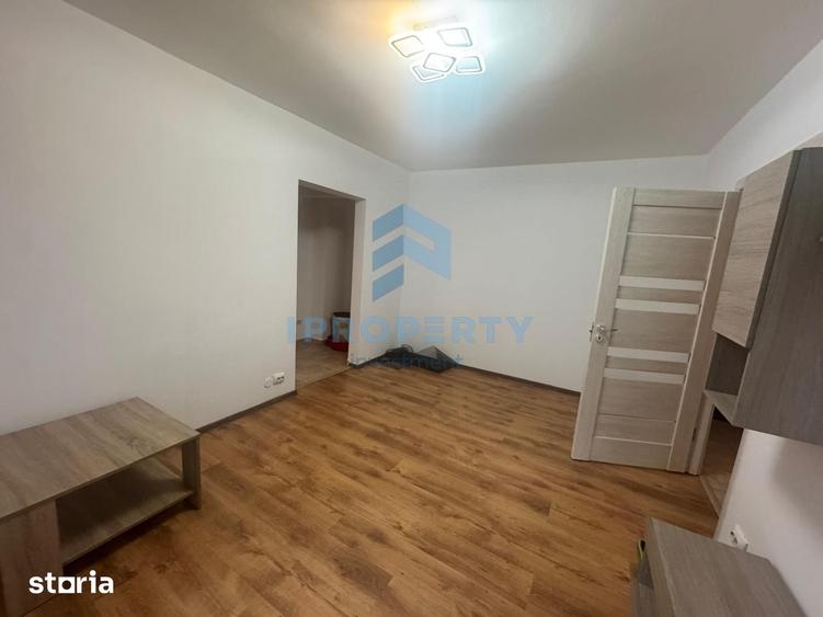 Apartament cu 2 camere semidecomandat în Grivița