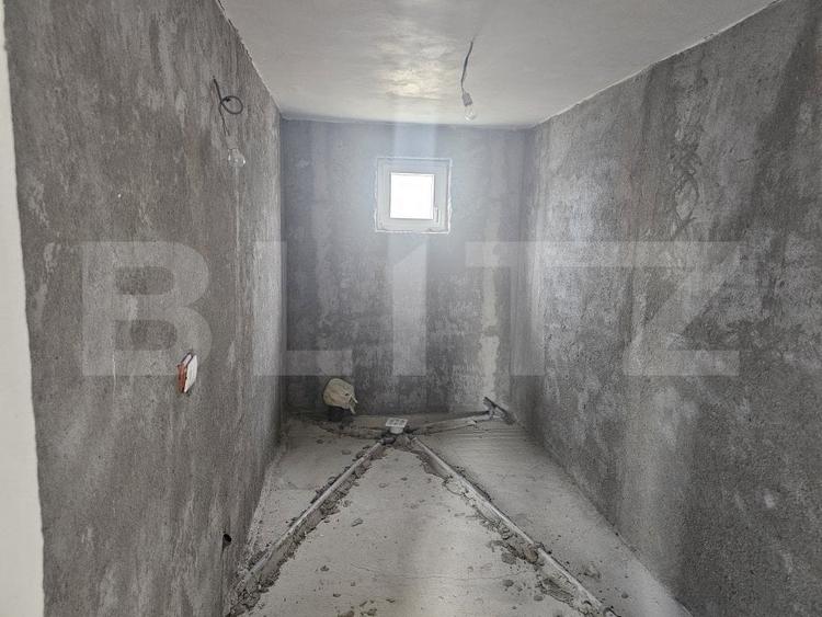 Casă individuală cu 4 camere cu Teren 523 Mp în Brădești