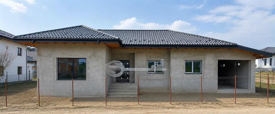 Casă individuală cu 3 camere cu Canalizare în Miroslava
