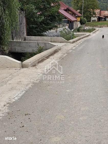 Teren de 5030 mp, în Meteș
