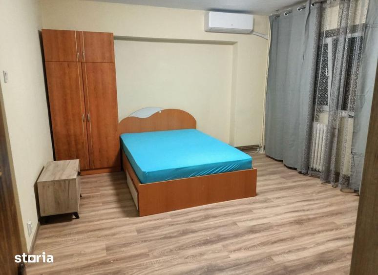 Garsonieră în Gară