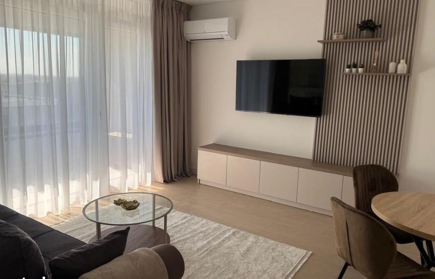 Apartament cu 2 camere semidecomandat, mobilat în Jiului