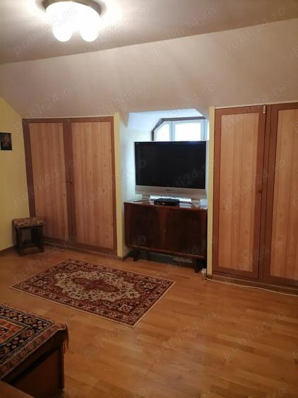 Casă cu 6 camere în Central
