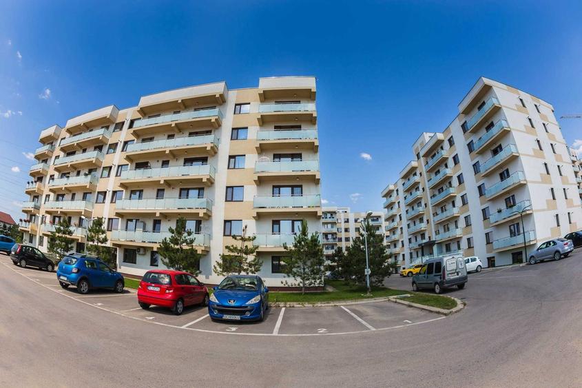 Apartament cu 2 camere semidecomandat în Bucium