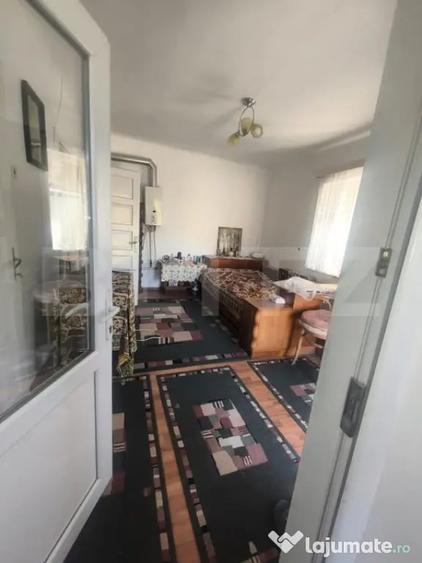 Casă cu 3 camere cu Teren 650 Mp în Central