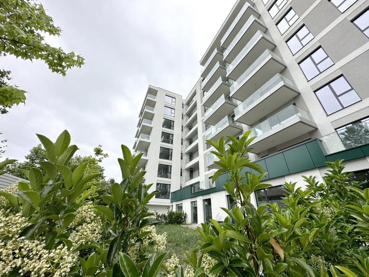 Apartament cu 2 camere decomandat, mobilat în P-ta Presei Libere
