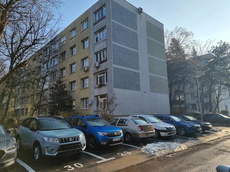 Apartament 4 camere, decomandat, centrala, bloc reabilitat, loc parcare ADP, boxa depozitare - 9