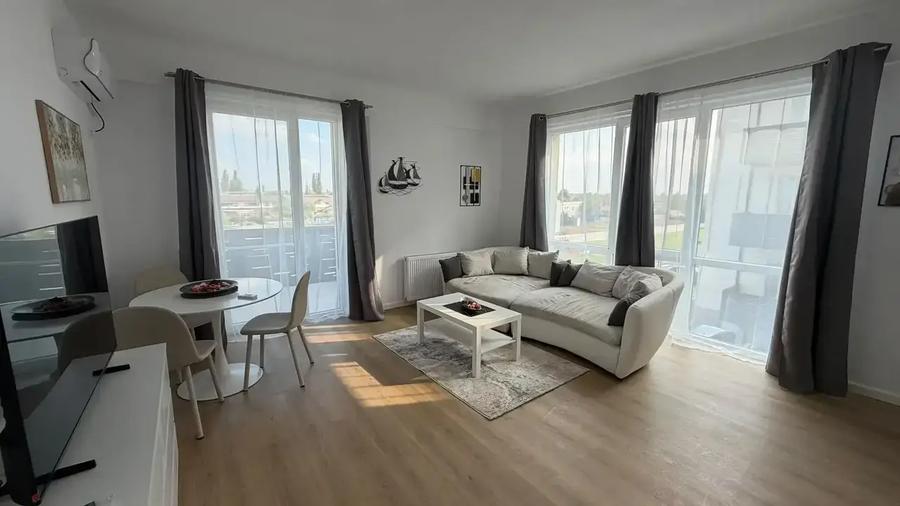 Apartament cu 3 camere decomandat în Nord
