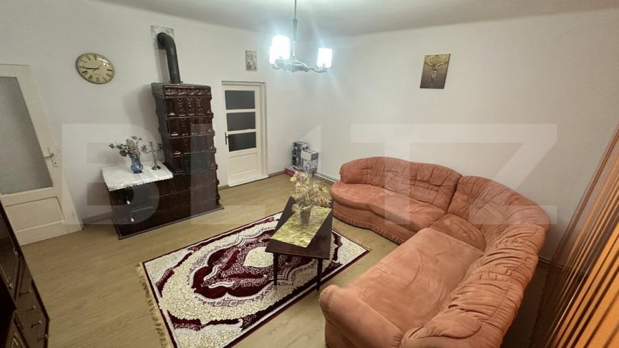 Casă cu 3 camere cu Teren 200 Mp în Central