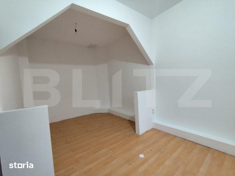 Spațiu comercial, de 42 mp, în Central