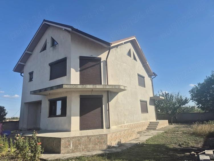 Casă cu Teren 520 Mp în Central