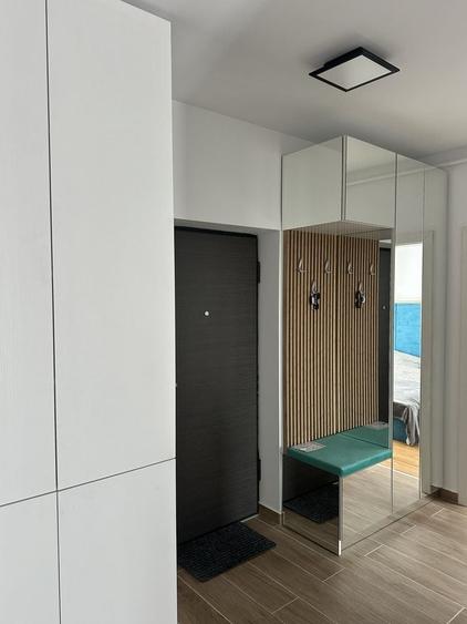 Apartament cu 2 camere decomandat în Central