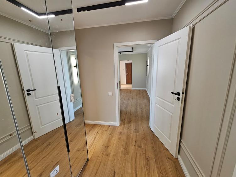 Apartament 3 Camere Renovat ( Mobilat si Utilat - totul nou ) - 11