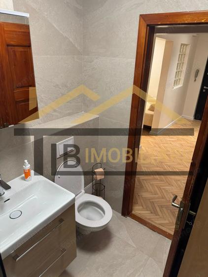Apartament cu 3 camere decomandat în Tudor