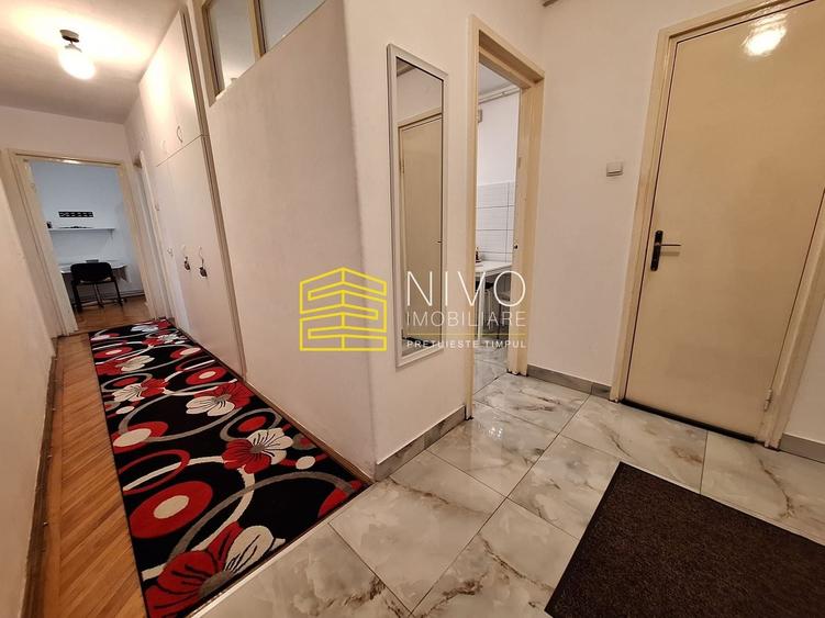 Apartament cu 3 camere decomandat, mobilat în Tudor