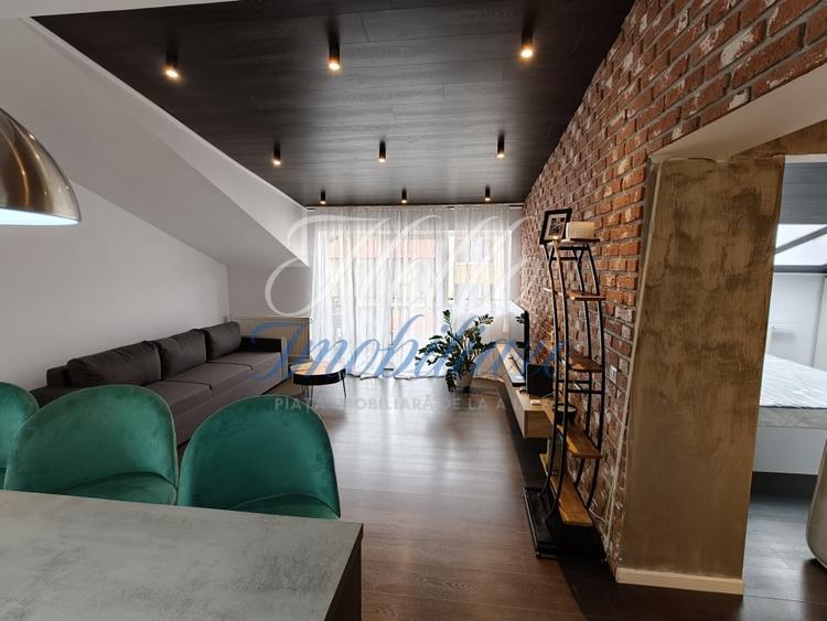 Apartament cu 2 camere decomandat, mobilat în Florești