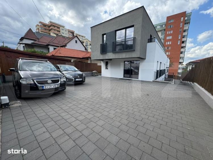 Spațiu comercial, de 500 mp, în Zorilor