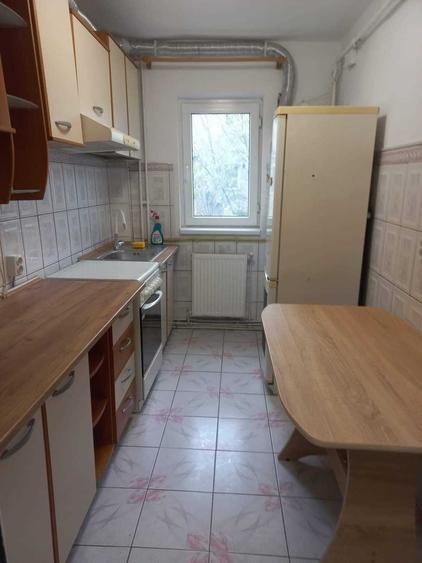 Apartament cu 3 camere decomandat în Zimbru