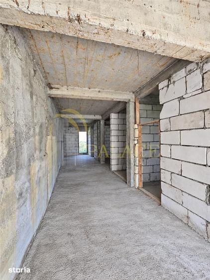 Casă cu 4 camere cu Teren 4300 Mp în Vărbila