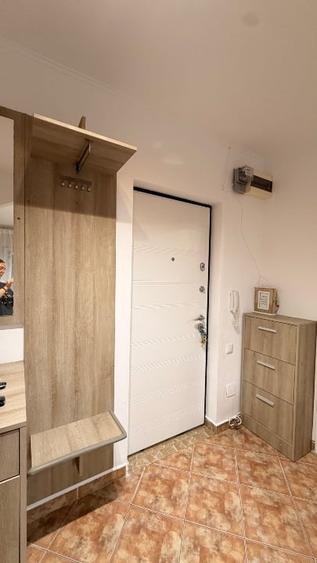 Apartament cu 2 camere decomandat, mobilat în Banu Manta