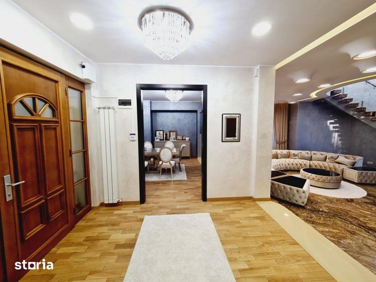 Casă cu 10 camere cu Teren 800 Mp în Pantelimon