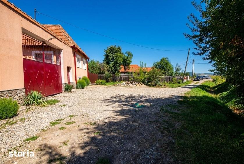 Teren de 2700 mp, în Prejmer