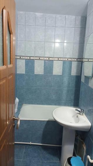 Apartament cu 2 camere decomandat în Micro 14