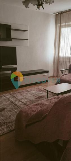 Apartament cu 2 camere decomandat în Bd. Independenței